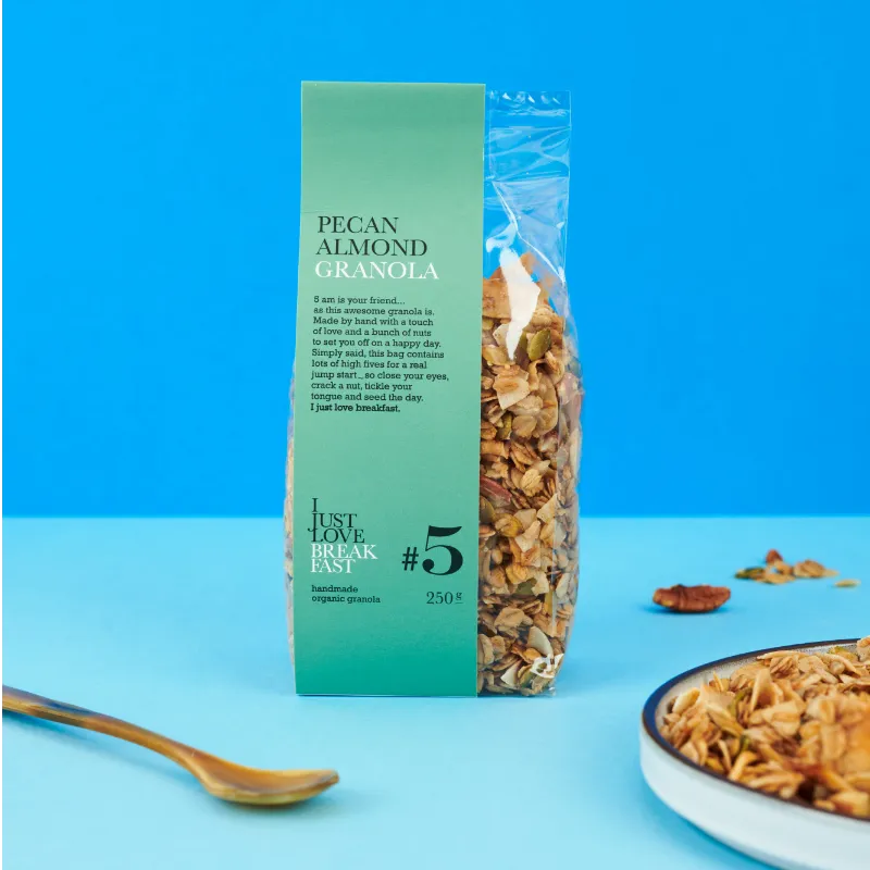 Granola mit Mandeln + Pekannuss